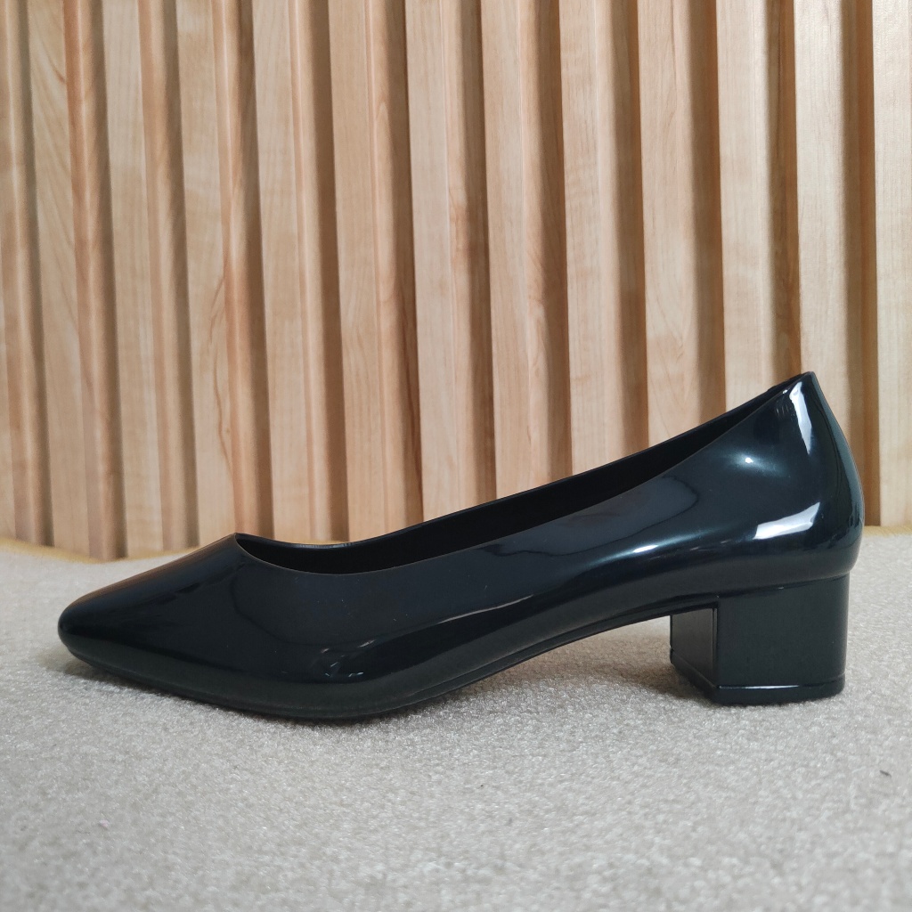 Rumahkaki - Sepatu Kerja Wanita Hak Tinggi 3cm Bahan Jelly Full Hitam Porto Lady PIK - Image 3